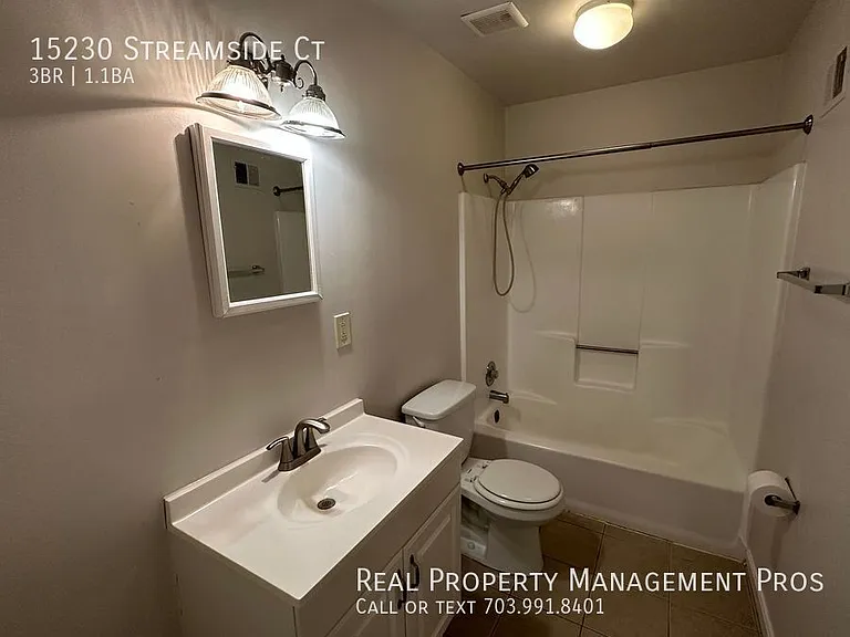 15230 Streamside Ct — Photo 14