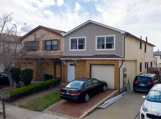 24 Leggett Pl, Staten Island, NY 10314