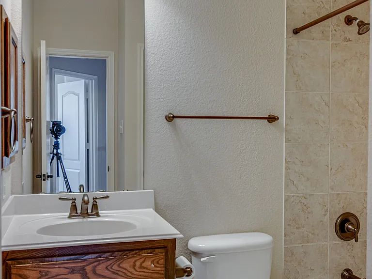 219 Knapford Sta — Photo 34