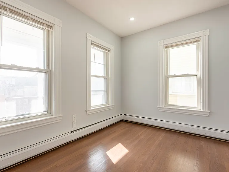 106 Byron St #A — Photo 14