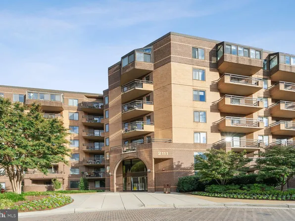 2111 Wisconsin Ave NW APT 409, Washington, DC 20007