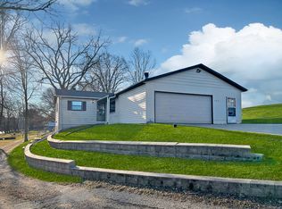 2921 N Harlem Center Rd, Freeport, IL 61032