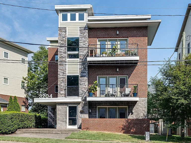 3204 Long Blvd #202 — Photo 4