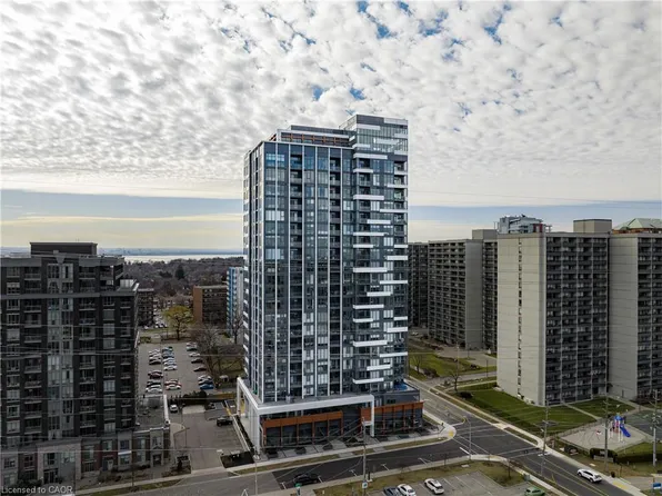 500 Brock Ave #1906, Burlington, ON L7S 1M8
