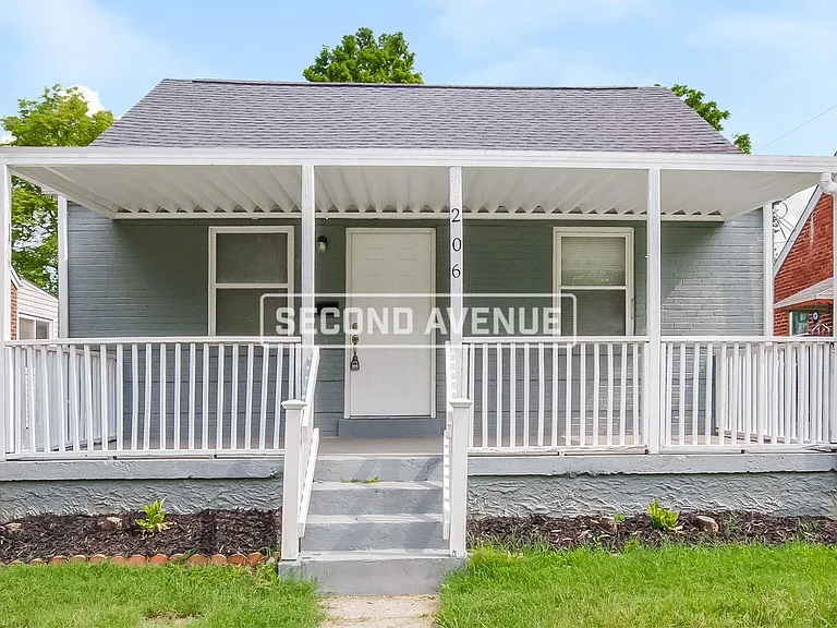 206 Escalon St — Photo 1