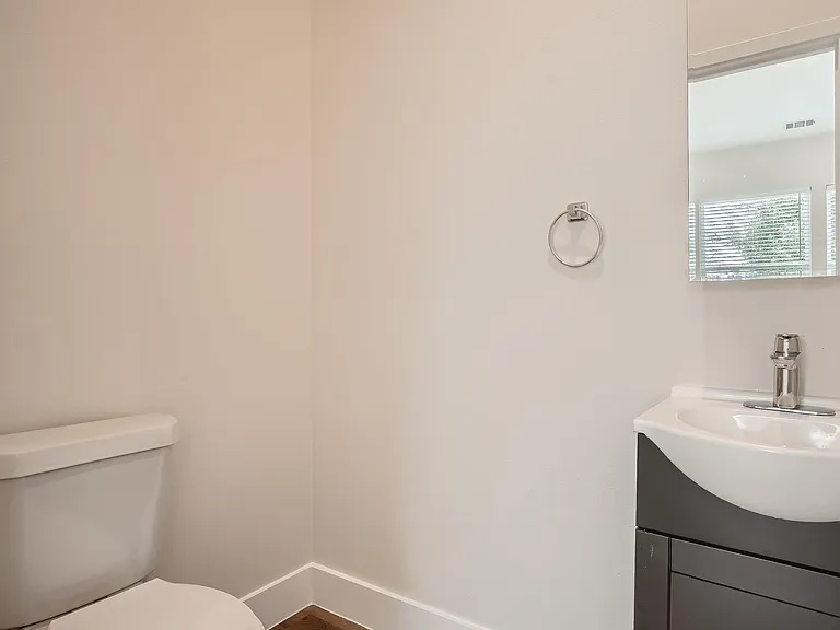 6919 Bethune Ave #B — Photo 10