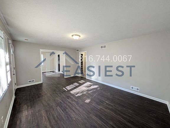 2nd image of 5714 Askew Ave