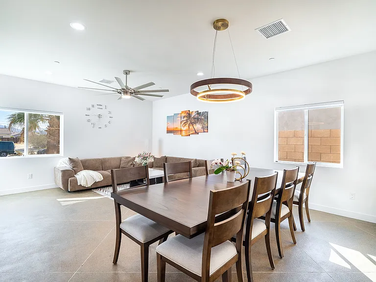 15553 Avenue Manzana — Photo 8