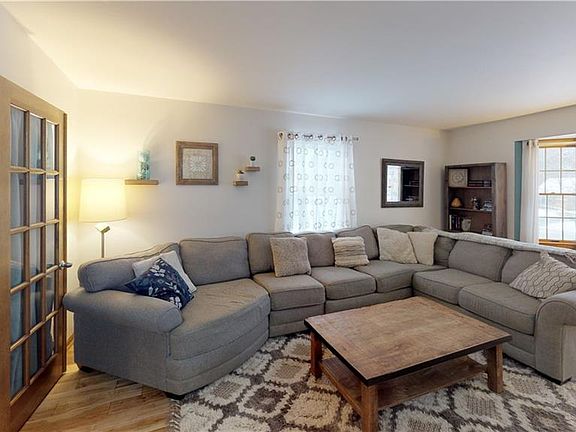 4th image of 5245 Oakridge Dr