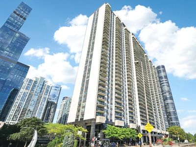 400 E Randolph St #1119-20, Chicago, IL, 60601
