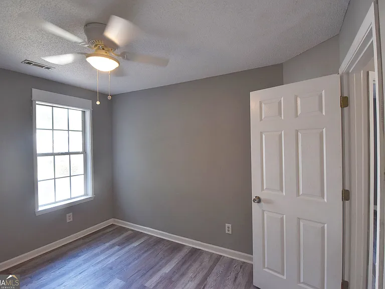 700 S Fairfield Dr — Photo 22