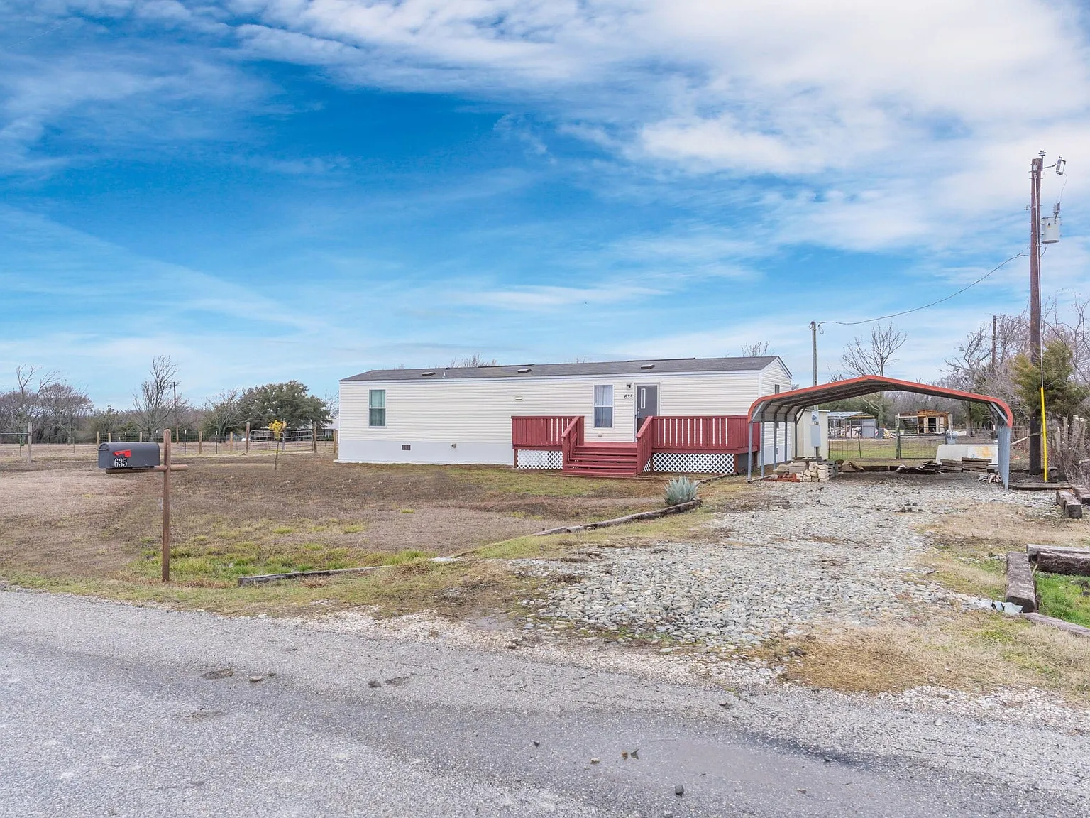 2 bed, 1.0 bath, 784 sqft, $1,500 — Photo 3