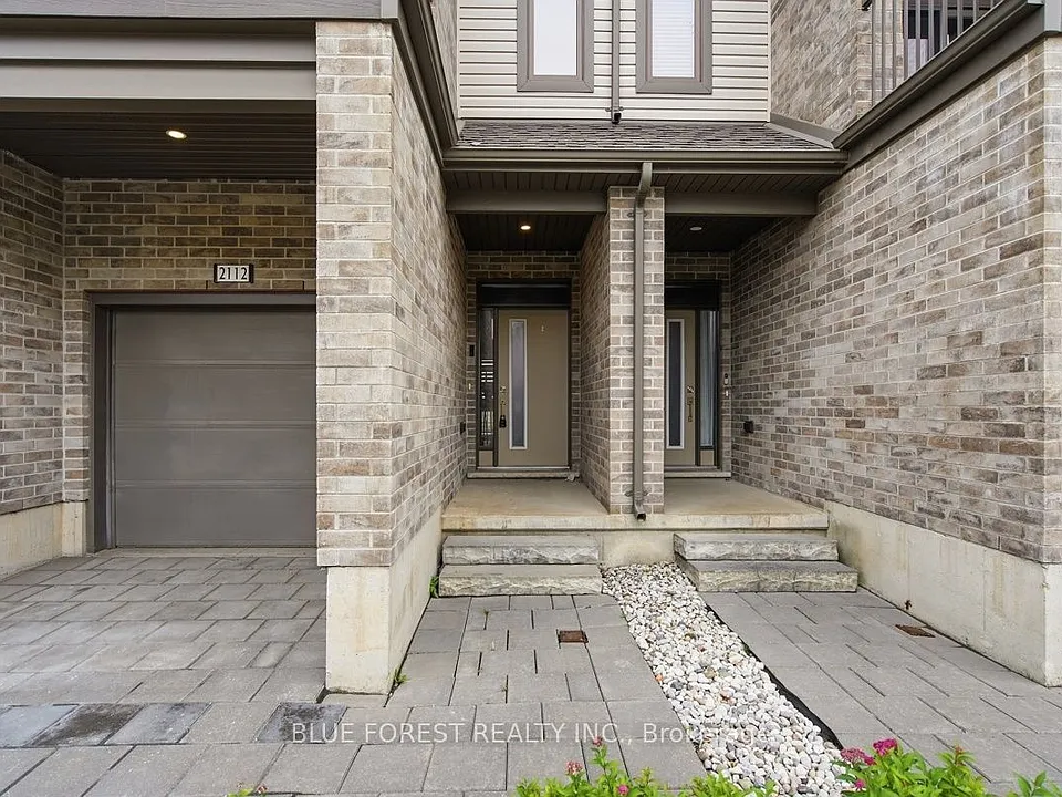 2112 Meadowgate Blvd