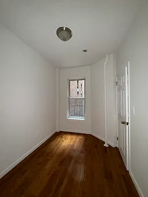 Rented by Compass | media 10