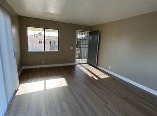 Spacious 1 Bedroom in Inglewood - $1,750 with Parking, Inglewood, CA 90303