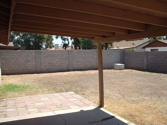 4th image of 2917 E El Moro Ave