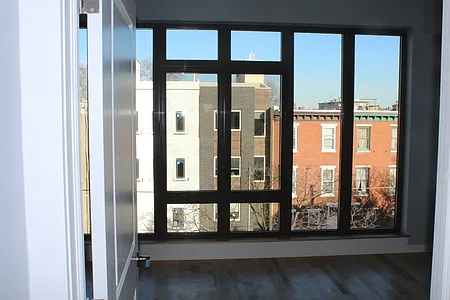 1 bed, 1.5 bath, 1200 sqft, $2,300 — Photo 3