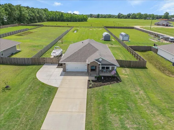7821 Marion Way, Pace, FL 32571