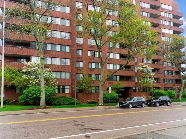 77 Adams St Unit 708, Quincy, MA 02169