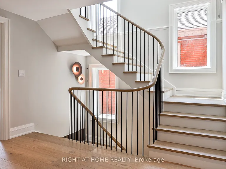232 Willard Ave — Photo 27