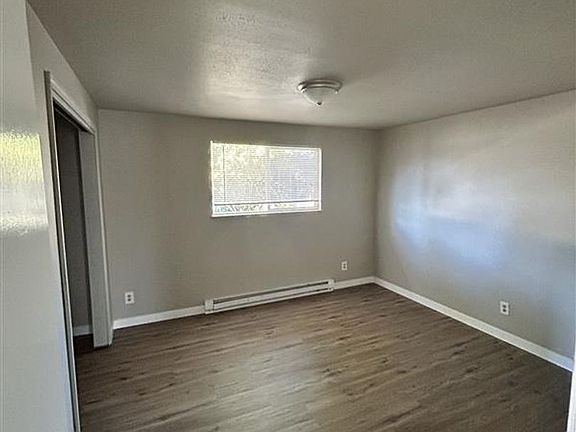 4th image of 610 Roeder St APT 4