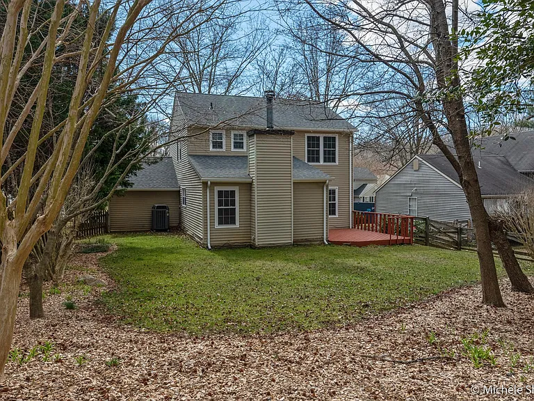 272 Yale Ct — Photo 54