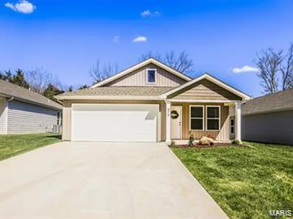 908 Osage Villa Ct, Villa Ridge, MO 63089