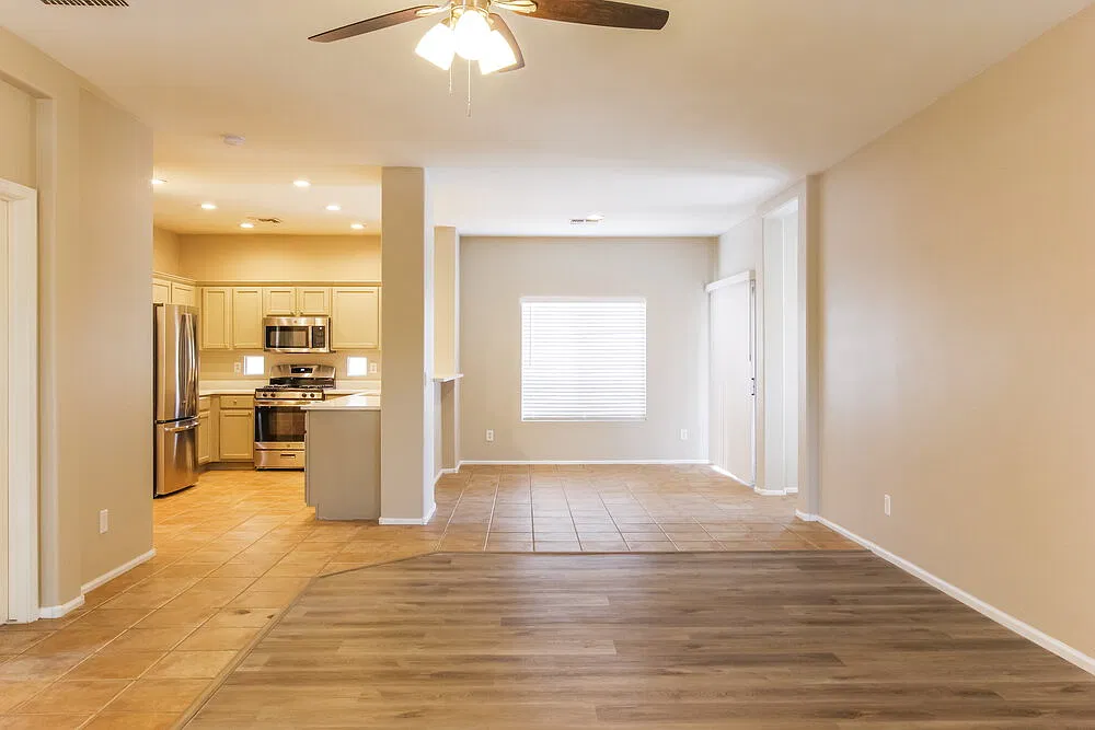 3 bed, 2.0 bath, 1625 sqft, $2,300 — Photo 4