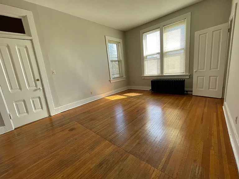 325 W Jackson St #2-S — Photo 8