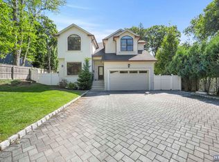 77 Legion Pl, Closter, NJ 07624