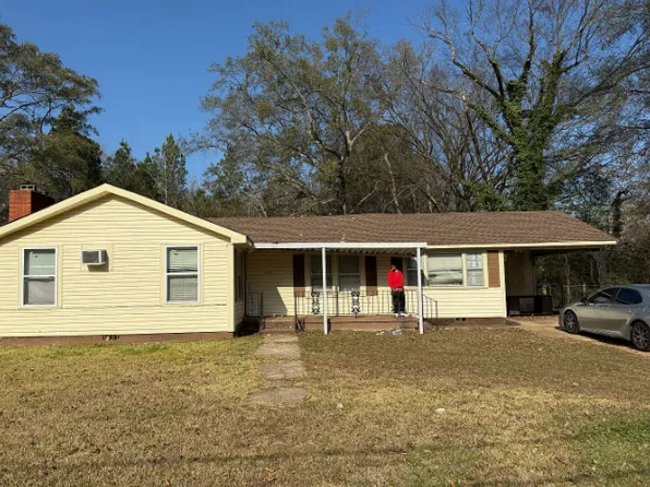 136 Main St, Tupelo, MS 38801