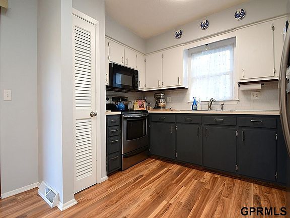 4th image of 510 W 31st Ave