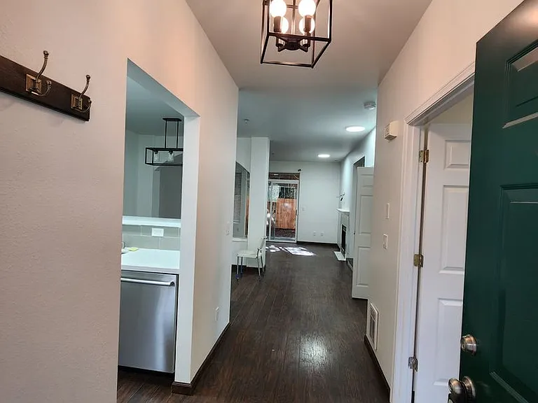 17827 80th Ave NE #B102 — Photo 4