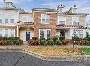 8425 Scotney Bluff Ave, Charlotte, NC