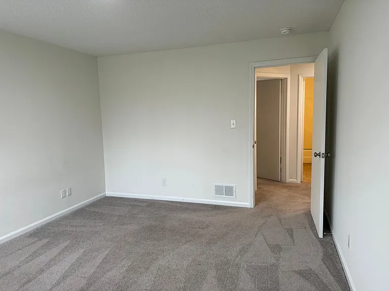 118 Ross St — Photo 15