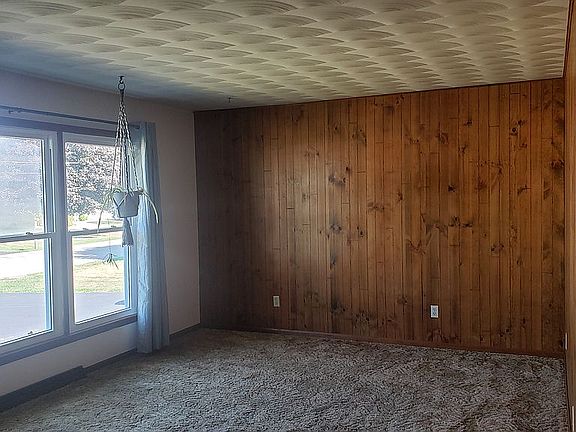 Living room. Hardwood under!