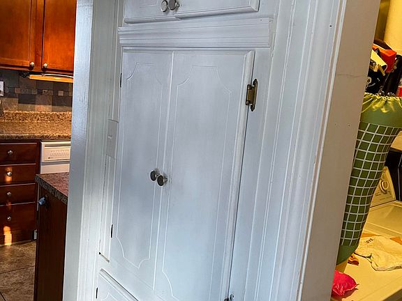 2nd image of 128 Binder Dr