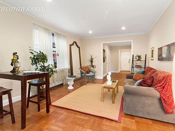 3rd image of 349 E 49th St APT 6J