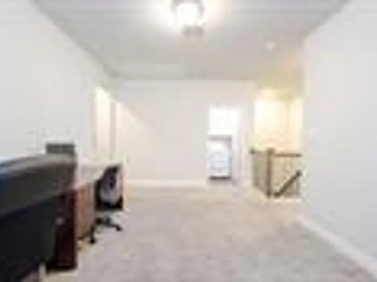3009 Galveston St — Photo 7