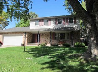 1018 Barton Dr, Normal, IL 61761