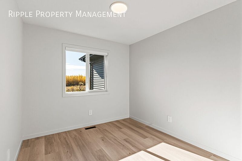 Spruce Grove Townhouse for rent - 3 Bedrooms — photo 7