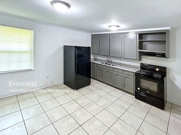 4th image of 1500 John Ave
