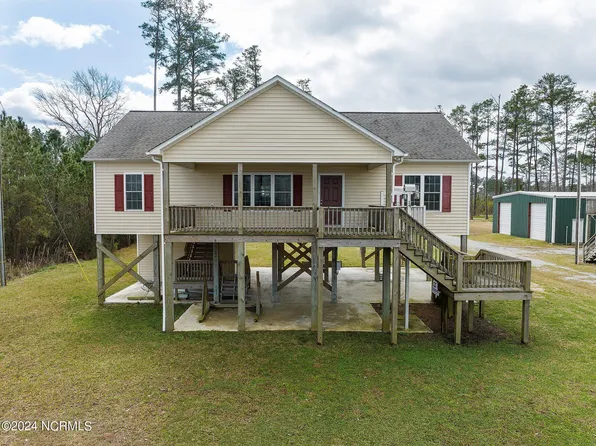 115 Strawhorn Creek Road, Aurora, NC 27806