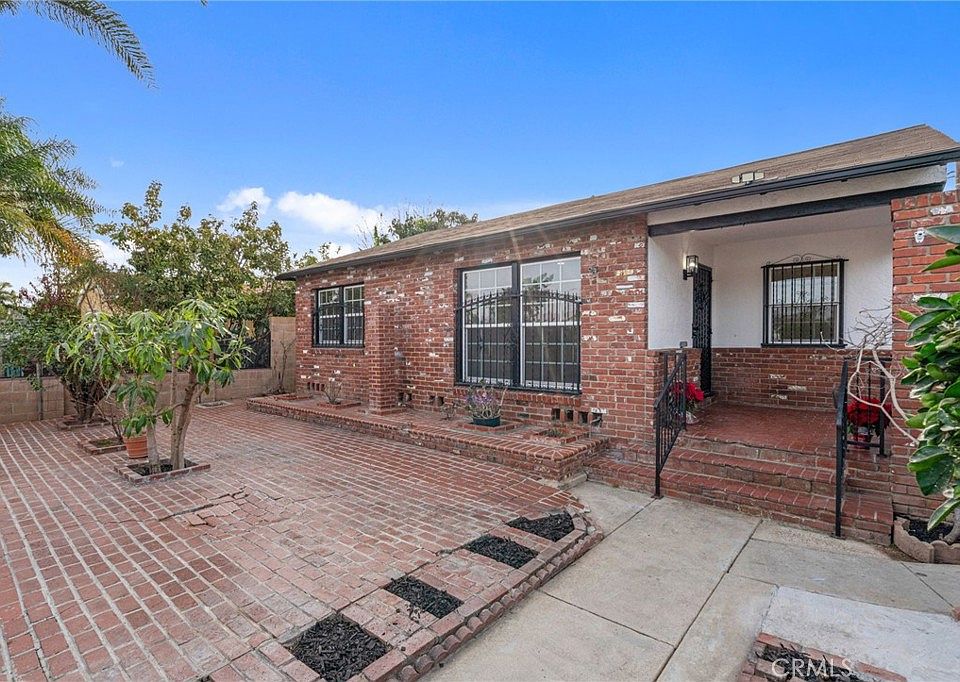 1st image of 1106 W 134th Pl