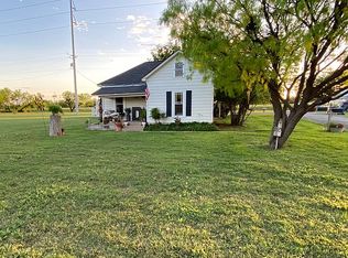 725 Avenue C, Hawley, TX 79525