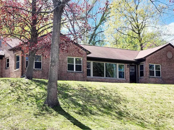 1243 Kirkwood Blvd, Davenport, IA 52803
