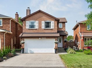 3525 Bertrand Rd, Mississauga, ON L5L 4G8