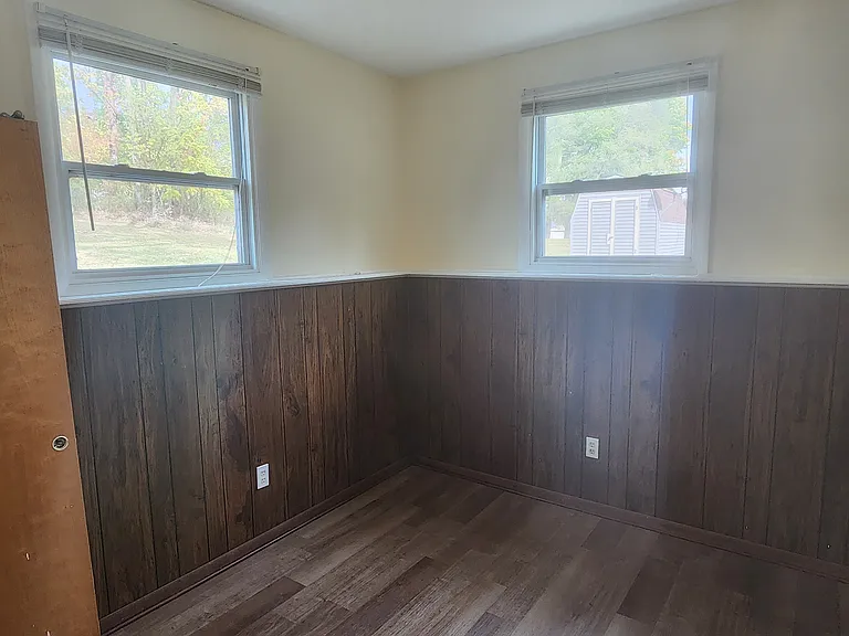 5904 Edson St — Photo 14