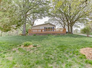 1868 Virginia Mines Rd, Saint Clair, MO 63077