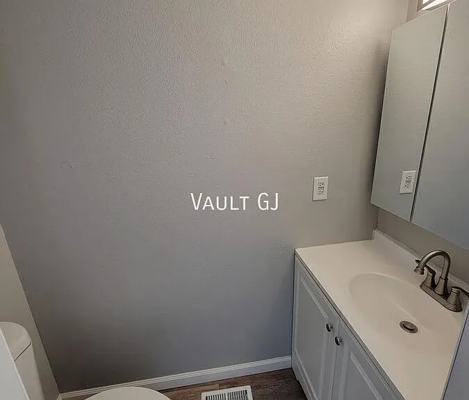 919 William Ct #D — Photo 6